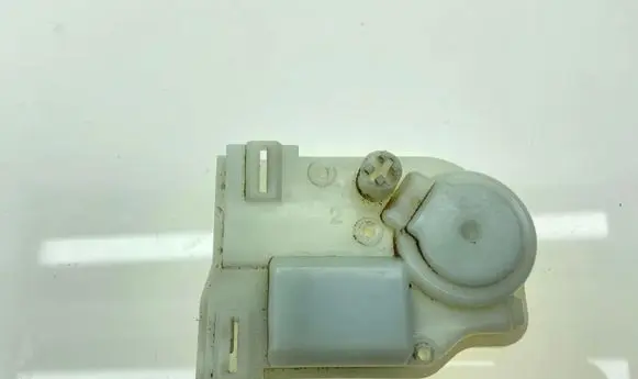 Subaru Legacy Tailgate boot lock/latch motor 63032AG00B