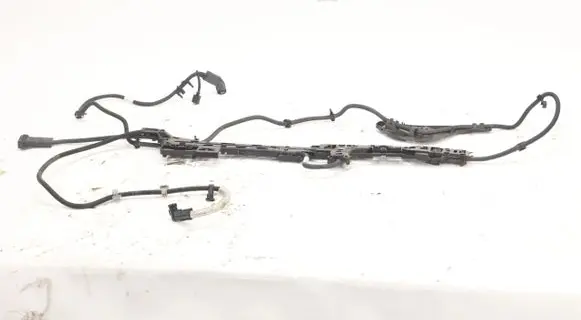 Volkswagen PASSAT B8 Fuel line/pipe/hose 3Q0131961D