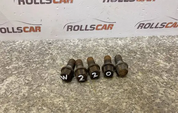 Mercedes-Benz S W220 Nuts/bolts 