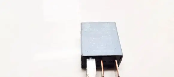 Renault Espace III Other relay 6025111584A