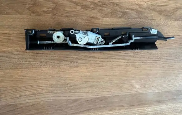 BMW 3 E92 E93 Glove box 7151354 51167151354