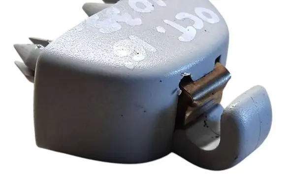 Sun visor clip/hook/bracket