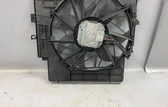 BMW X3 F25 Electric radiator cooling fan 7601676