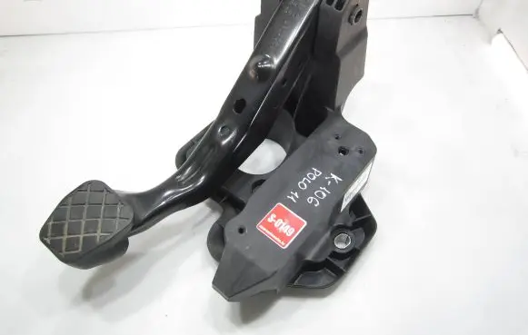 Volkswagen Polo V 6R Brake pedal 6R1721058 1139379
