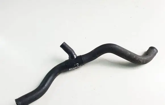 Volvo V50 Engine coolant pipe/hose