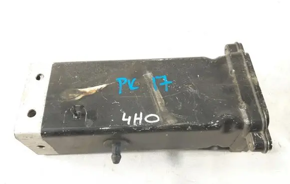 Audi A8 S8 D4 4H Front bumper shock/impact absorber 4H0805120B