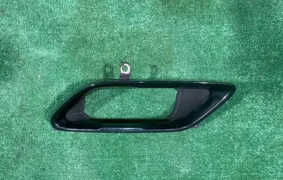 BMW 8 G15 Muffler ending 8093899