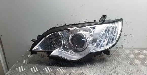 Subaru Outback Headlight/headlamp 10020959