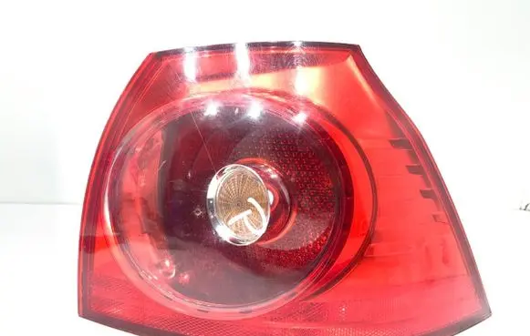 Volkswagen Golf V Rear/tail lights 1K6945096E
