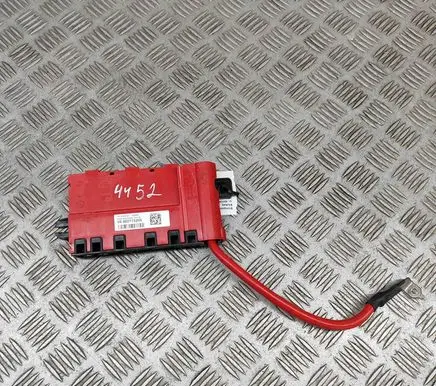 BMW M4 F82 F83 Current control relay 9227752