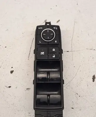Lexus RX 450H Electric window control switch 5154652
