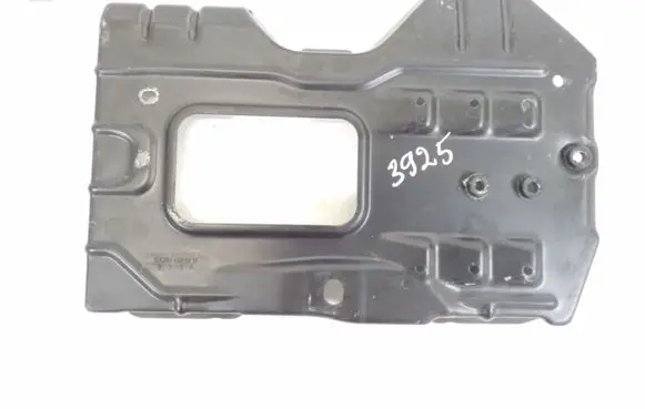Battery bracket