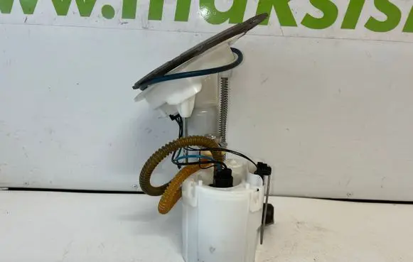 BMW 1 F20 F21 In-tank fuel pump 7243974