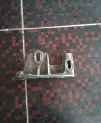 Seat Alhambra (Mk1) Engine mounting bracket 7M0199600C