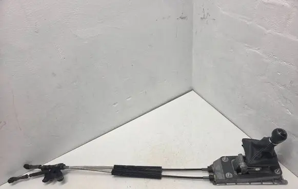 Seat Ibiza IV (6J,6P) Gear shifter/selector 6Q0711061E