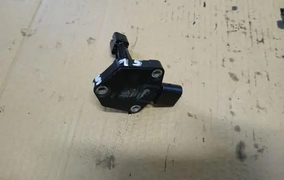 Volvo XC60 Oil level sensor 9G9N-6C624-AC