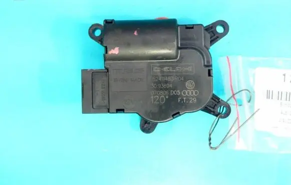 Audi Q7 4L A/C air flow flap actuator/motor 52411483 IMPRK1268928