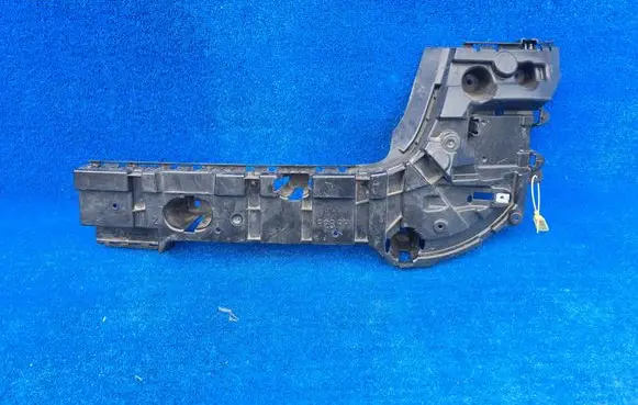 BMW X4 F26 Rear bumper mounting bracket 7338760