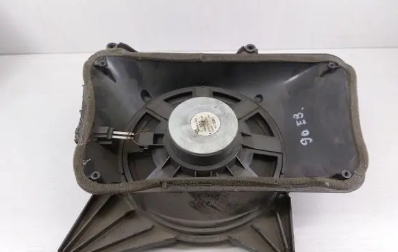 Audi A8 S8 D3 4E Subwoofer speaker 4E003541201S