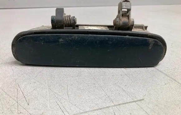 Audi A6 S6 C5 4B Front door exterior handle 4B1837885