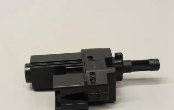 Ford Mondeo MK IV Clutch pedal sensor 4M5T7C534AA