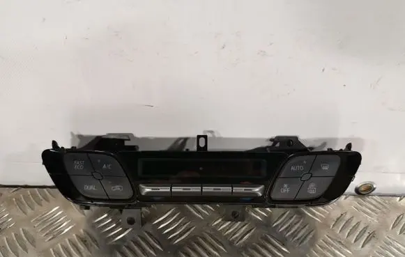 Toyota C-HR I Climate control unit 55900F4111