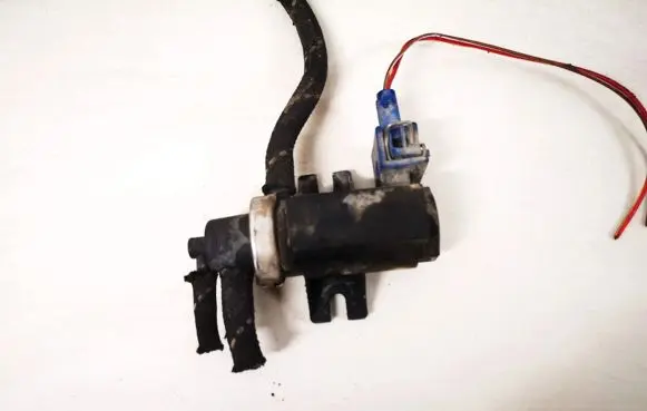 Seat Cordoba (6K) Turbo solenoid valve 1h0906627