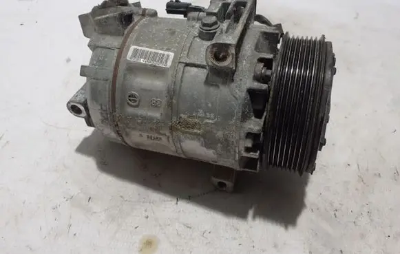 Renault Trafic III (X82) Air conditioning (A/C) compressor (pump) 926000373R