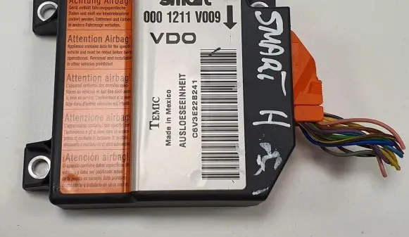 Smart ForTwo I Airbag control unit/module 0001211V009
