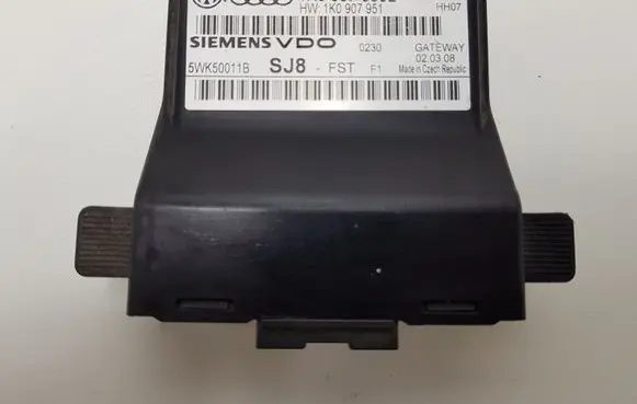 Volkswagen PASSAT B6 Gateway control module 1K0907530L 1K0907951 5WK50011B