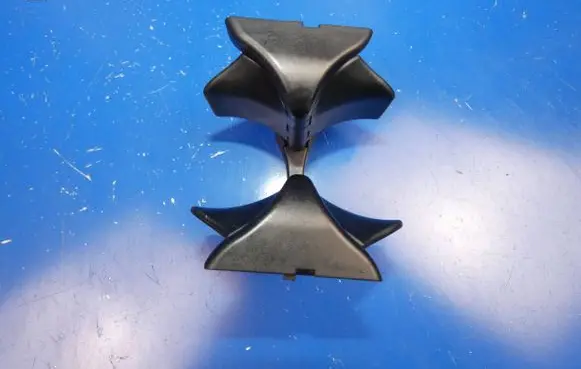 Mercedes-Benz C AMG W204 Cup holder front 