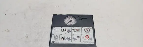 Volkswagen PASSAT B7 Tire air pump compressor 5N0012615F AIRCOMPRESSOR
