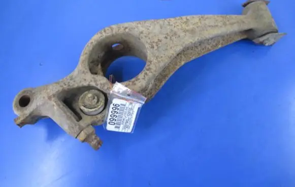 Volkswagen Transporter - Caravelle T3 Front control arm 251407153F