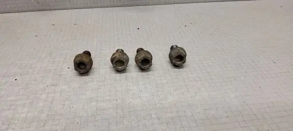 Volkswagen Golf III Nuts/bolts 