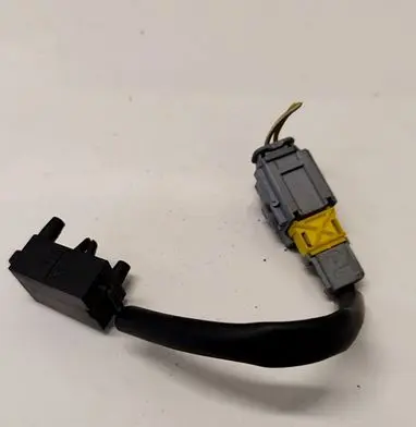 Peugeot 307 Clutch pedal sensor 95835T02