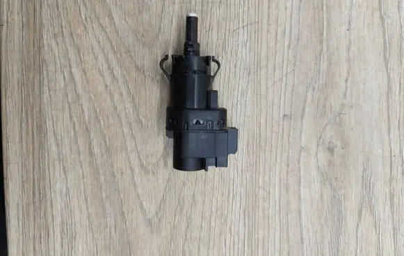 Volvo XC70 Brake pedal sensor switch PA6GF50