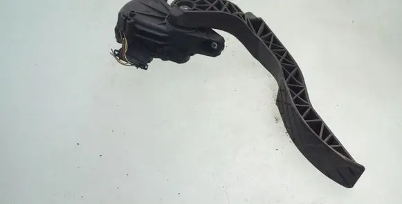 Audi A4 S4 B6 8E 8H Accelerator throttle pedal 8E1721523