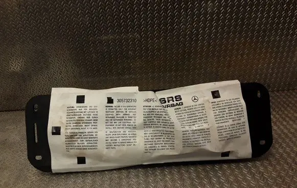 Passenger airbag