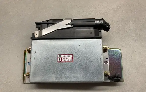 Nissan X-Trail T30 ABS control unit/module 47850EQ18A 5880007