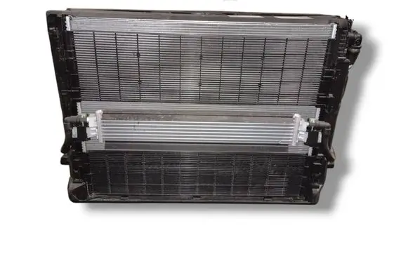 BMW 3 G20 G21 Coolant radiator 8666739 17118666739 8666748