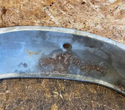 Mercedes-Benz E W124 Rear arch LV50010910 217217209