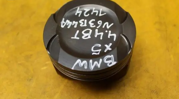 Piston