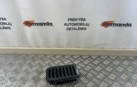 Iveco Daily 35 - 40.10 Fender grill 504066633