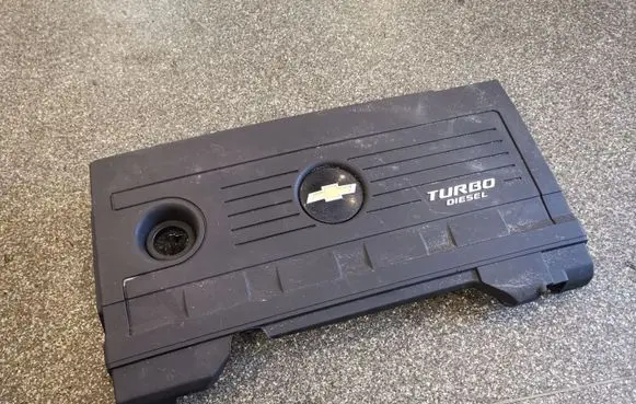 Chevrolet Orlando Engine cover (trim)