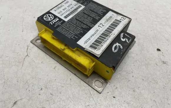 Volkswagen PASSAT B6 Airbag control unit/module 3C0909605M
