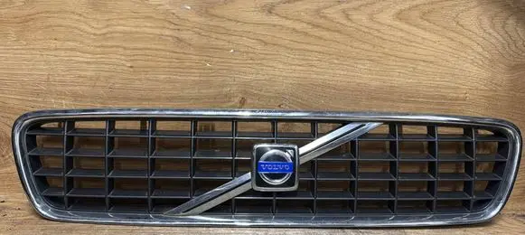 Volvo S40 Front bumper upper radiator grill 08620116