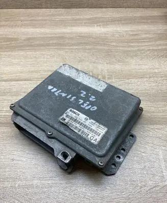 Opel Sintra Engine control unit/module ECU 90505778 0261203548