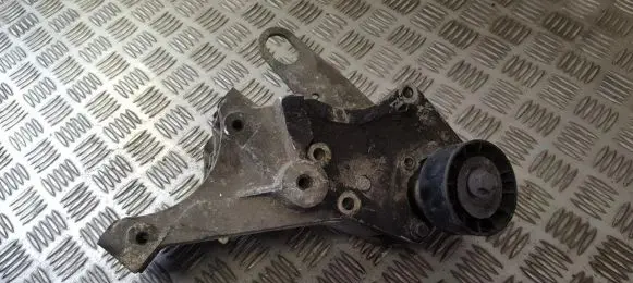 Land Rover Range Rover P38A Generator/alternator belt tensioner 185957