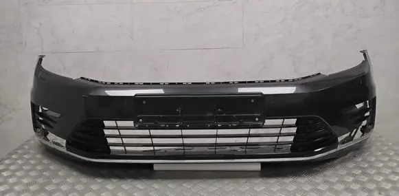 Volkswagen PASSAT B8 Front bumper 3G0807221B