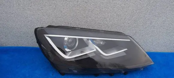Seat Alhambra (Mk2) Headlight/headlamp 7N5941752